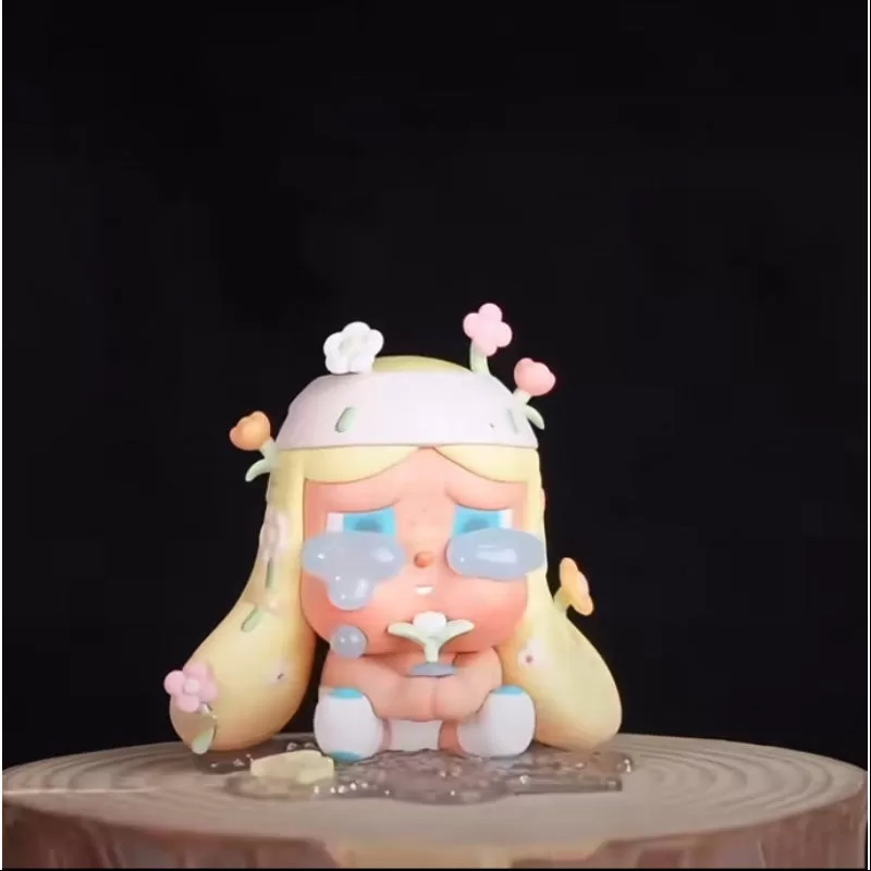 Crybaby Pop Mart Hand in Hand Serie Falling for the Bloom Crybaby
