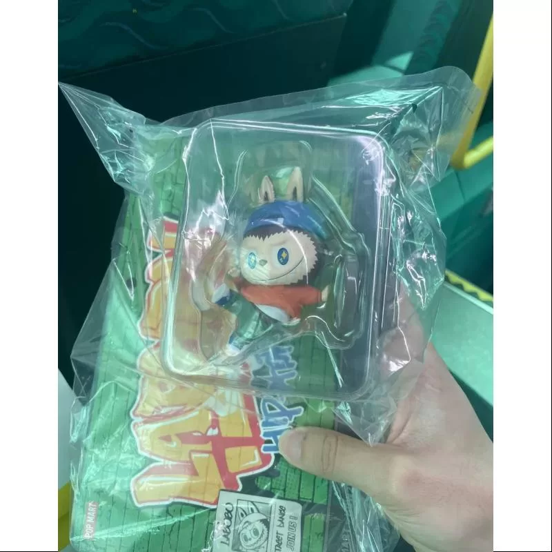 Labubu DIE MONSTER HIP HOP GIRL FIGUR LIMITED