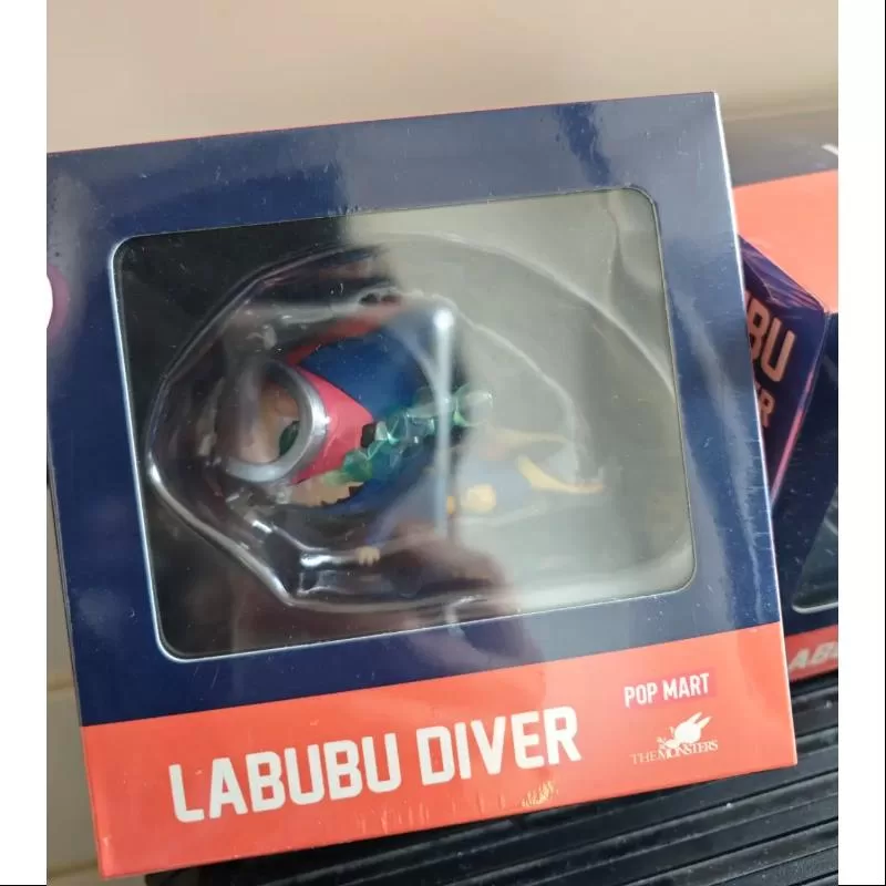 Labubu DIE MONSTER-TAUCHERFIGUR LIMITIERT Labubu DIE MONSTER-TAUCHERFIGUR LIMITIERT