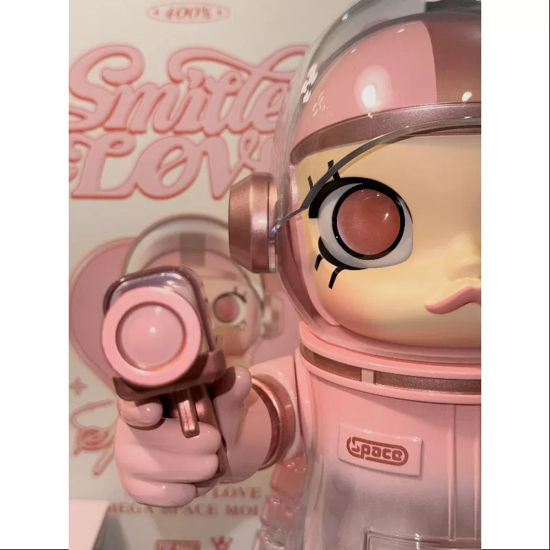 MEGA SPACE MOLLY 400% Smitten Love 2025 Limitierte Auflage MEGA SPACE MOLLY 400% Smitten Love 2025 Limitierte Auflage