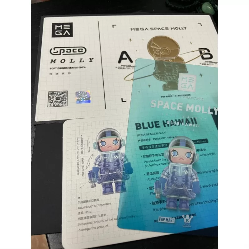 MEGA SPACE MOLLY 400% Softdrinks Serie Blue Hawaii 2022 LIMITIERT MEGA SPACE MOLLY 400% Softdrinks Serie Blue Hawaii 2022 LIMITIERT