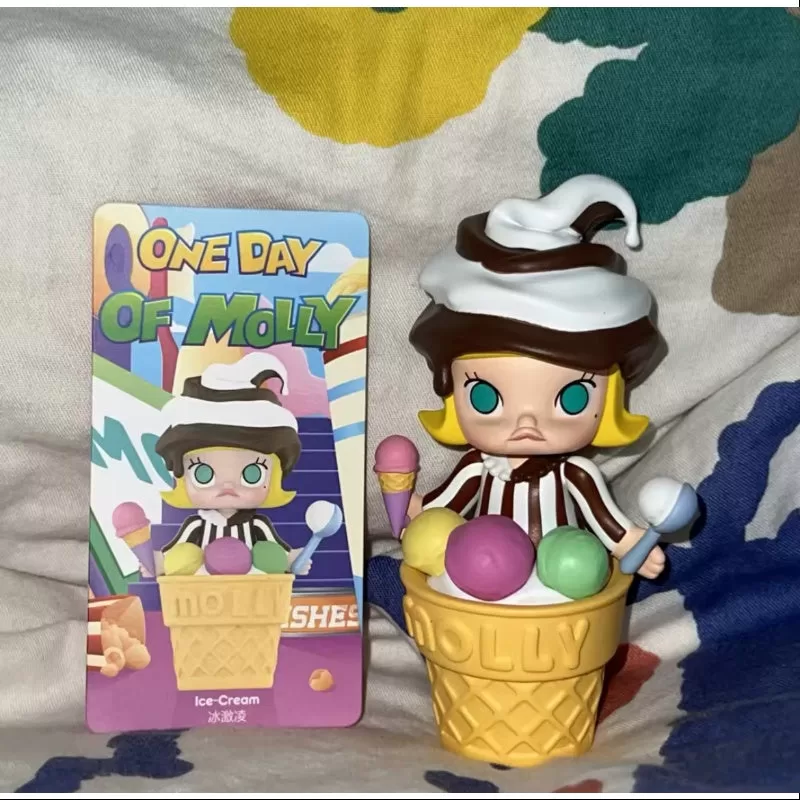 MOLLY Ein Tag mit Eiscreme aus der Molly-Serie