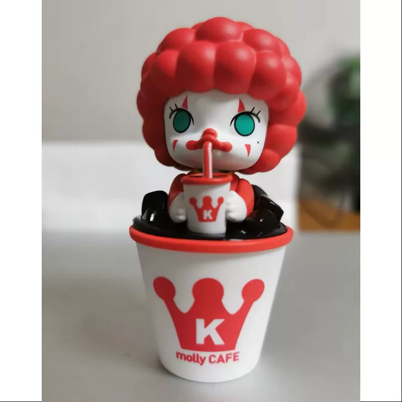 MOLLY Ein Tag mit der Molly-Serie Fast Food