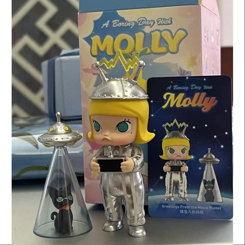 MOLLY Ein langweiliger Tag mit Molly Serie geheime GRÜSSE VOM MEOW PLANETEN (1/144) MOLLY Ein langweiliger Tag mit Molly Serie geheime GRÜSSE VOM MEOW PLANETEN (1/144)