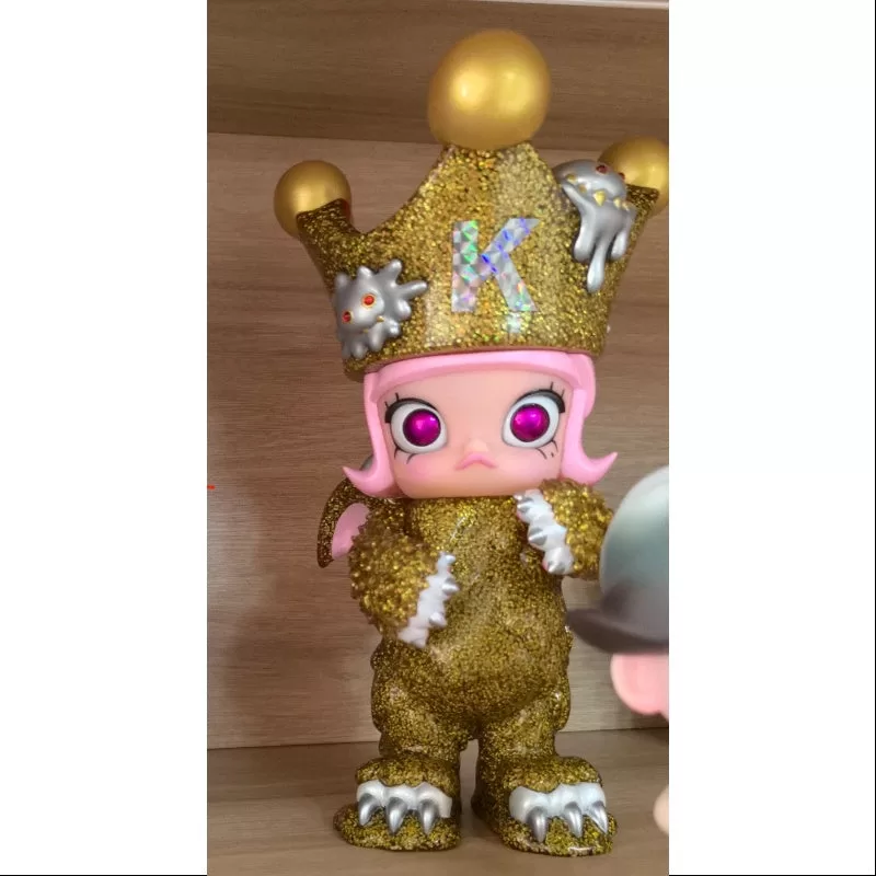 MOLLY Erosion Molly 10. Farbe VIP Gold 2019 Limitierte Auflage MOLLY Erosion Molly 10. Farbe VIP Gold 2019 Limitierte Auflage
