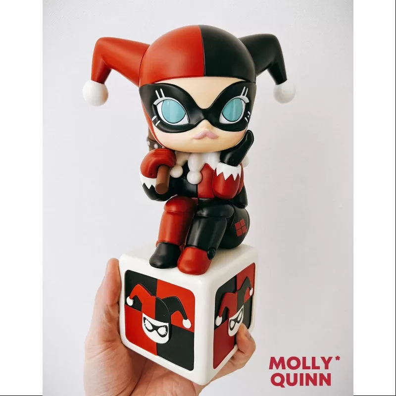 MOLLY Harley Quinn Rot 2019 Limitierte Auflage