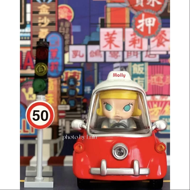 MOLLY Pop Mart PopCar Super Track Series geheimes MOLLY MINI TAXI (1/120)