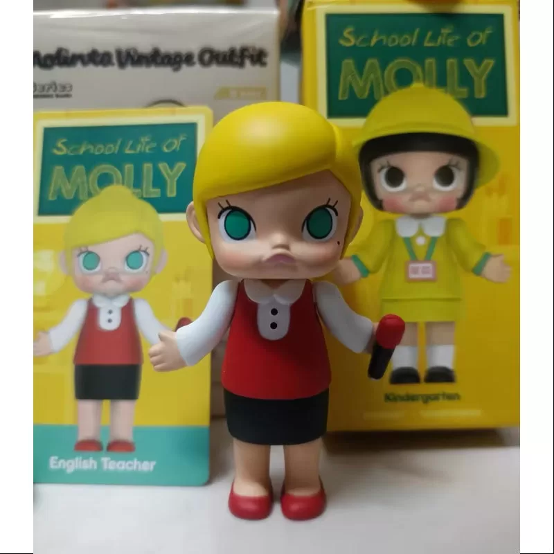 MOLLY School Life Of Molly Serie Englischlehrerin