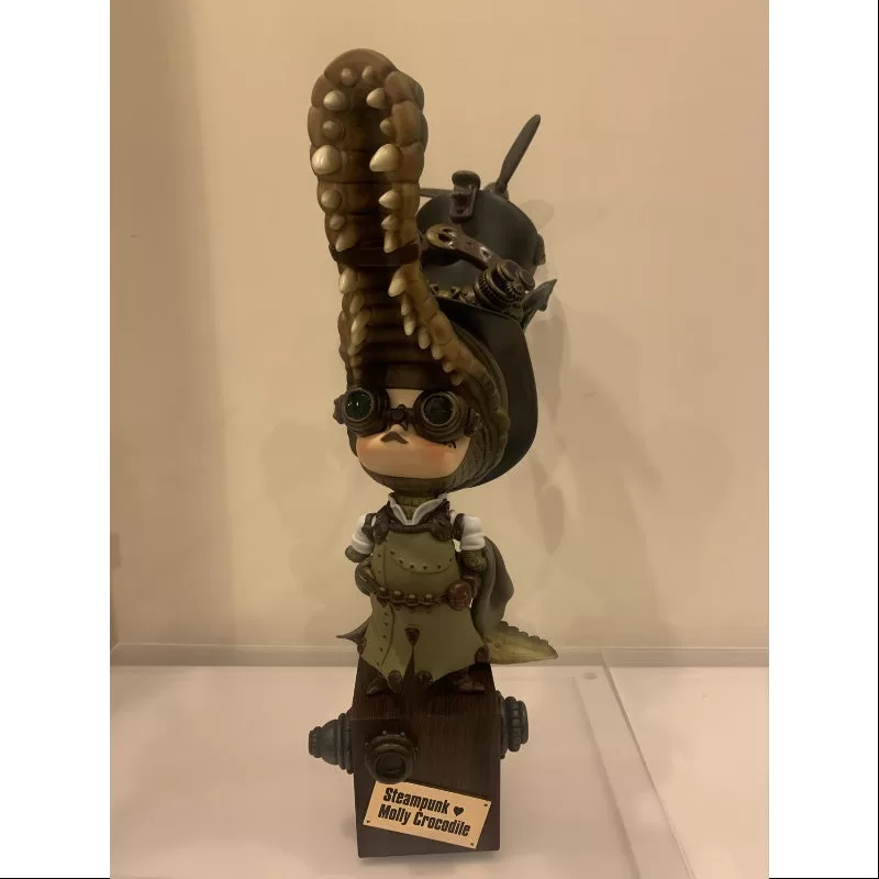 MOLLY Steampunk Molly Krokodil 2023 Limitierte Auflage