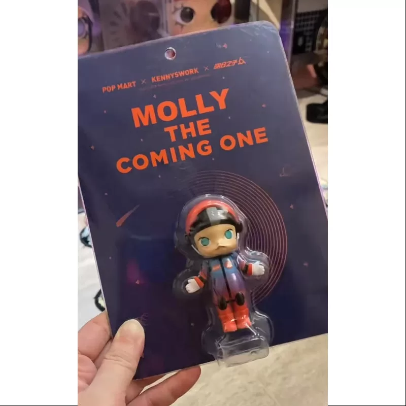 MOLLY The Coming One Figur 2018 Limitierte Auflage