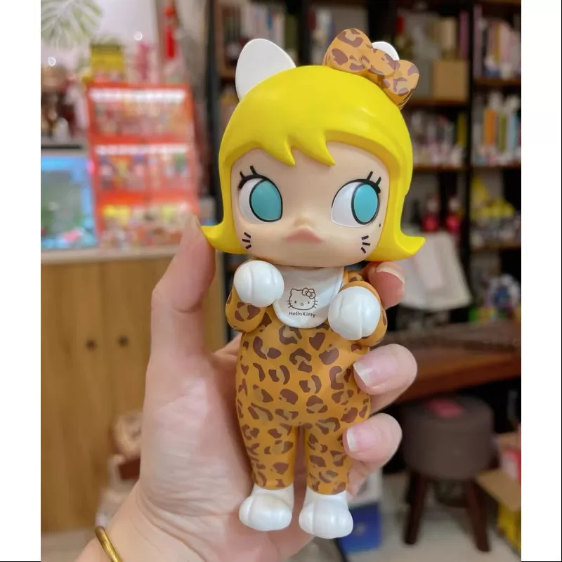 MOLLY X Hello Kitty Hello Molly Brown 2018 Limitierte Auflage
