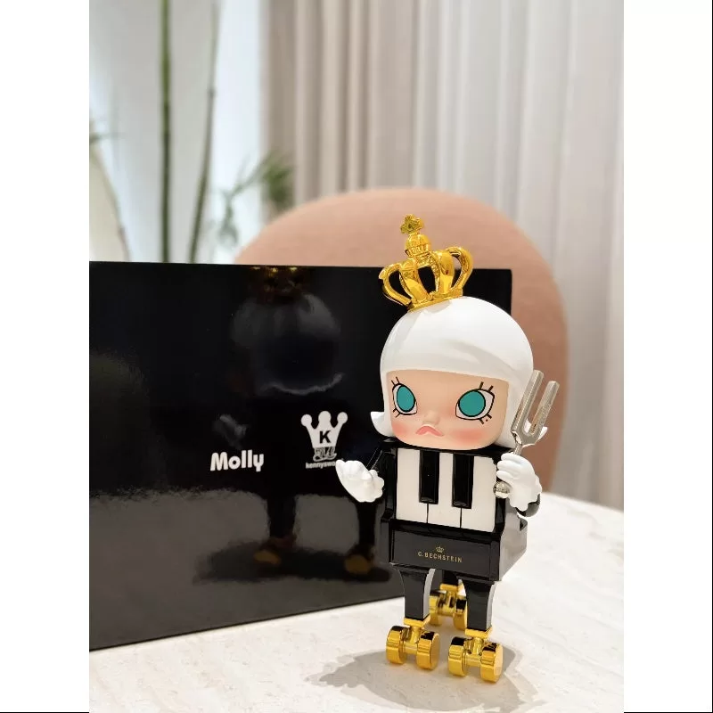 MOLLY x C.Bechstein Molly Klaviertechnikerin 2023 LIMITED